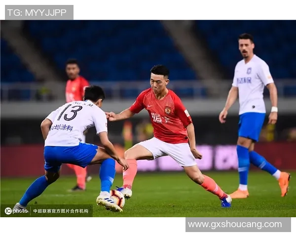 中超联赛最佳年轻球员推荐与赛季表现全方位点评